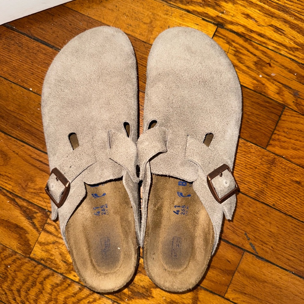 Birkenstock Boston Taupe Suede